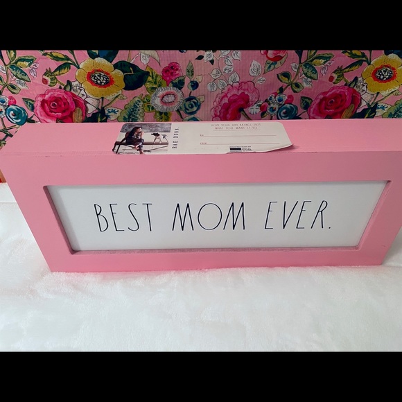 Rae Dunn BEST MOM EVER sign - Picture 2 of 2